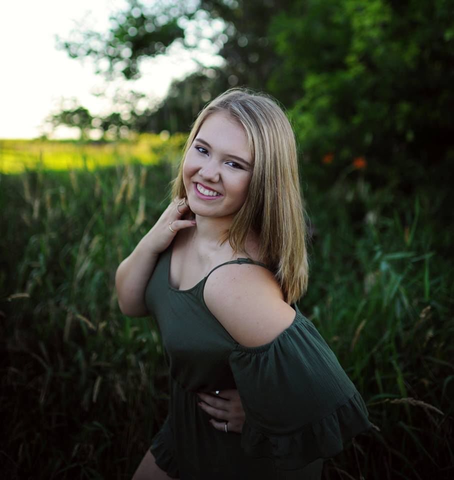 Hayley McNealy, language, Hampton-Dumont